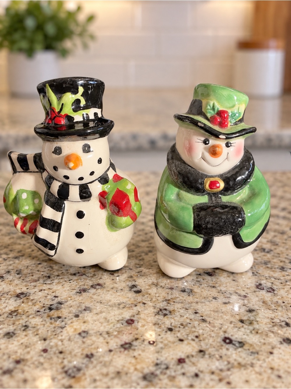 Fitz and Floyd Christmas Snowman Salt & Pepper Shakers Set